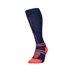 Chaussettes de sport pour jeunes au design innovant, personnalisables pour les équipes, respirantes, antidérapantes, séchage rapide, chaussettes pour hommes de haute qualité - Product Image 2