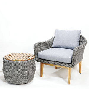 Artex Dong thap ชุดกาแฟกลางแจ้ง3ชิ้นโต๊ะกลมพร้อมชั้นไม้อะคาเซียและเก้าอี้หวายพร้อมหมอนอิง - Product Image 6