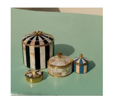 กำหนดเอง