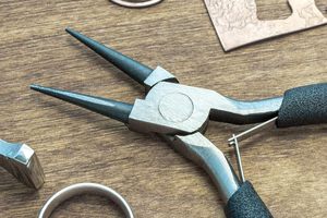 Pince à bec rond de 5 pouces pour la fabrication de bijoux outils de cintrage de fil boucle de fil mâchoire lisse Mini pince à bec aiguille OEM vente en gros - Product Image 5