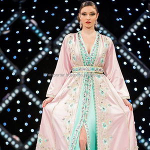 Caftan à col en V en deux pièces avec style ouvert sur le devant avec perles brillantes et broderie Travail fantastique Look pour vêtements islamiques - Product Image 1