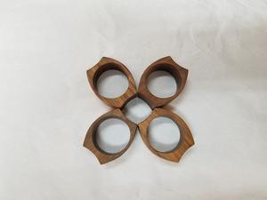 Ronds de serviette en bois de chêne antiques ronds personnalisés vaisselle bien lisse polie en gros - Product Image 4