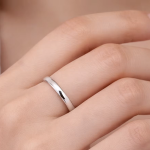 Fabricante de Anillos Lisos de Plata de Ley 925 |   Anillo de Plata Maciza con Acabado Liso |   Proveedor OEM al por Mayor Unisex - Product Image 1