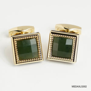 Boutons de manchette en néphrite facetté Fengshui pour homme en or 18 carats de qualité supérieure - MSDAXLG002 |   Collection Tinh Vu |   Vietnam - Product Image 1