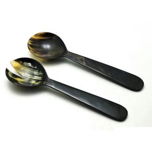 Vente en gros de couverts de haute qualité Ensemble de couverts au design populaire Outils à salade en corne Serveur Fourchette Cuillères pour la maison et le restaurant - Product Image 5