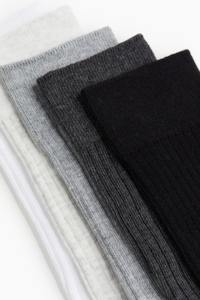 Calcetines largos atléticos de diseño personalizado Ropa deportiva de estilo Hip Hop unisex con función antideslizante Temporada de otoño Calcetines con logotipo de color gris - Product Image 6