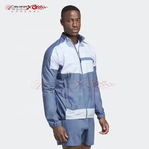 Ensemble short coupe-vent de course pour hommes avec coupe élégante et caractéristiques pratiques ensemble short coupe-vent en tissu doux - Product Image 1