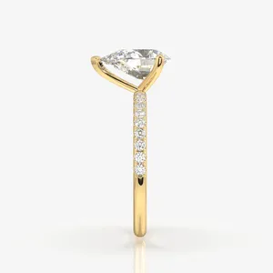 แหวนทอง 18K ประดับเพชรโมอิสซาไนต์ทรงหยดน้ำ ดีไซน์หรูหราและสง่างาม - Product Image 4