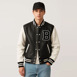 Chaqueta Acolchada Varsity Unisex de Lona, Cortavientos de Invierno con Capucha, Manga Larga con Bolsillos, Diseño Personalizable, Forro de Algodón y Lana - Product Image 3