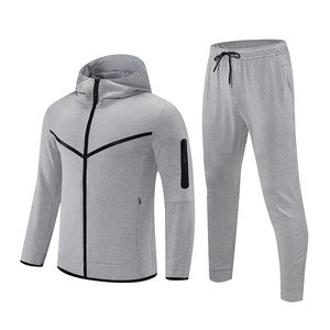 Ensemble de survêtement décontracté OEM personnalisé, respirant, coupe-vent, en polyester et coton, sans couture, anti-transpiration, avec cordon de serrage. - Product Image 4