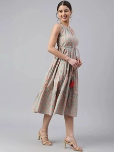 Robe de mariée indienne faite à la main en coton doux naturel tissé Mini Floral imprimé fête d'été pour les femmes écologique - Product Image 2