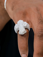 Bague personnalisée Hip Hop en or blanc 14 carats pour hommes certifiée IGI, design en croix pour baguette taille émeraude, de laboratoire en or blanc 14 carats