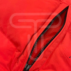 Chaqueta de Plumón Negra para Hombre, Hecha a Medida, de Alta Calidad, con Mangas Desmontables y Capucha - Product Image 4