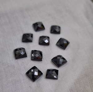 Colgante de diamante Moissanite de corte princesa negro de 8 mm facetado con VVS claridad grado AAA laboratorio creado joyería personalizada - Product Image 4