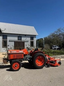 Tracteur à chenilles 45 CV L2050 de 1993 avec moteur, boîte de vitesses et pompe - Product Image 2