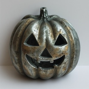 Linterna de calabaza de aluminio grande, esmalte de Pátina verde, arte hueco perforado que brilla intensamente para una elegante temporada de Halloween - Product Image 5