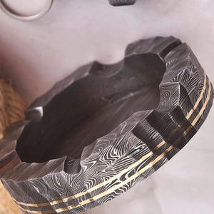 Cendrier en acier Damas de qualité supérieure, cendrier décoratif en métal lourd pour fumeurs, élégant centre de table pour la maison, le salon, le café - Product Image 6