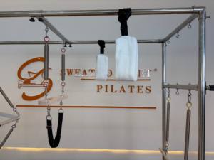 Máquina de Pilates Cadillac Reformer Profesional, Equipo de Estudio Telescópico y Duradero, Personalizado OEM - Product Image 5