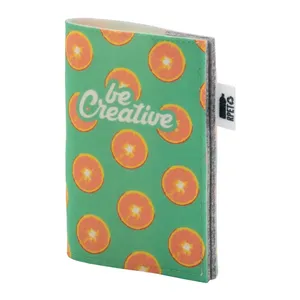 Étui de passeport CreaFelt Eco Gadgets pour coffrets cadeaux culturels et touristiques - Product Image 1