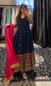 Vestido De Fiesta De Diseñador Con Pent Dupatta Con Secuencia De Trabajo - Product Image 5