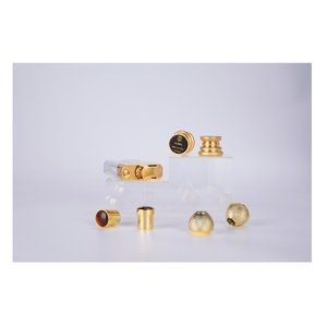 Botella de Perfume Metálica al por Mayor con Pulverizador y Tapa Magnética de 10 ml - Product Image 2