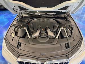 BMW ALPINA B7 XDRIVE 2018 USADO, Volante a la Izquierda/Derecha - Product Image 6