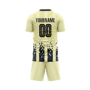 Dernière conception d'uniforme de football respirant sublimé personnalisé 2025 nouveauté Services OEM ensemble de maillots et shorts de football - Product Image 3