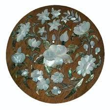 Elegante posavasos de madera con fregona diseñado para agregar un toque artístico a la configuración de la mesa de comedor - Product Image 3