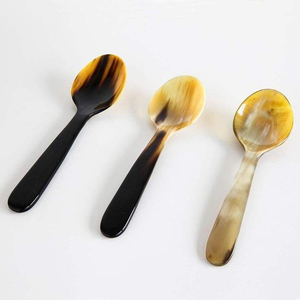 Cuillère en corne écologique de haute qualité, design traditionnel, en corne de buffle ou d'âne, pour service de salade, café ou thé, faite à la main en Inde - Product Image 6