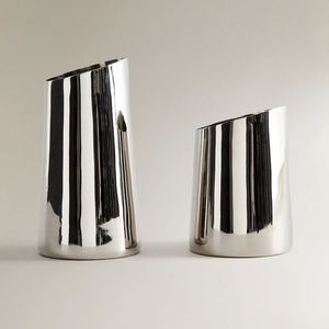 Vase en acier inoxydable poli, vase décoratif de table, vase en métal pour la décoration de la maison, vase en métal minimaliste, décoration en acier inoxydable de qualité supérieure - Product Image 1