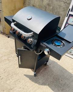 Parrilla de Gas Propano de 5 Quemadores, Parrilla Portátil con Carrito, Cocina para Asados al Aire Libre con Encendido Automático y Dispositivo de Seguridad de Llama - Product Image 4