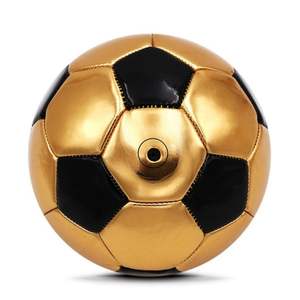 Vente en gros de mini ballon de football en or avec cuir PU pour l'entraînement, les souvenirs, les promotions de tournois ou l'image de marque personnalisée - Product Image 4