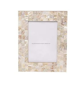 Marco de Fotos Familiar Moderno Hecho a Mano de Resina y Madera con Marco de Fotos de Resina para Decoración del Hogar - Product Image 1