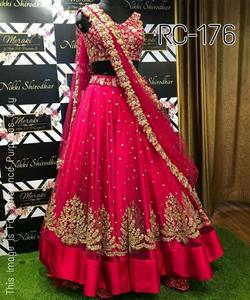 Nouveau attrayant dernier concepteur riche Look broderie Net tissu Lehenga Choli avec Dupatta pour vêtement féminin indien - Product Image 1