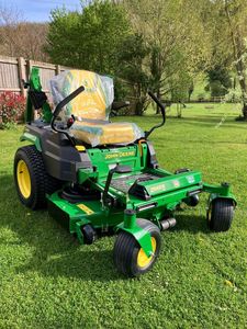 Tractor Cortacésped de Gasolina John Deere X950R con Giro Cero - Product Image 2