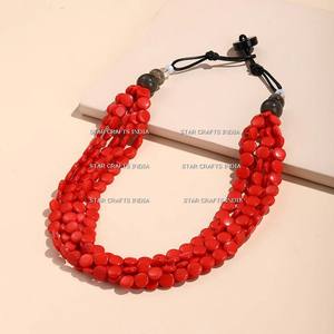 Meilleur collier de perles en résine époxy faite à la main multi-formes naturelles collier de pierres précieuses à vendre de STAR CRAFTS INDIA - Product Image 3