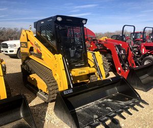 Cargador Compacto Gehl V270 de Alta Calidad con Motor Diésel Euro5, Equipo de Construcción Compacto de Servicio Pesado con Alto Momento de Carga - Product Image 6