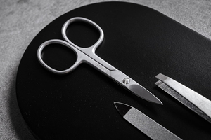 Ciseaux de manucure d'affaires familiales de confiance Ciseaux à ongles et à cuticules en acier inoxydable 1971 avec lame émoussée droite - Product Image 5