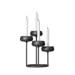 Elegante portavelas de hierro de mesa con una silueta contemporánea elegante y un acabado de metal envejecido industrial para un toque moderno - Product Image 3