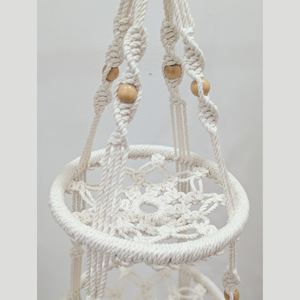 Panier suspendu en macramé fait main JNC pour le rangement de la cuisine et l'organisation de la maison - Product Image 3