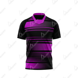 Ensemble de maillots de football personnalisés confortables et performants avec logo et numéro d'équipe, vêtements de football durables pour chaque match. - Product Image 3