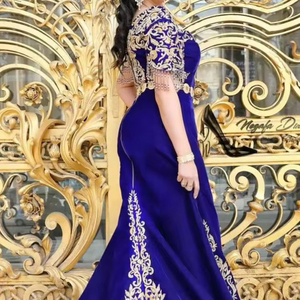 2024 último diseñador y hermoso estilo marroquí e indio largo africano Abaya/caftán ropa musulmana tradicional para mujeres - Product Image 1