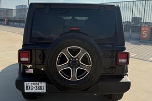 รถจี๊ป แรงเลอร์ อันลิมิเต็ด สปอร์ต เอส 4x4 ปี 2020 มือสอง สภาพดี - Product Image 2