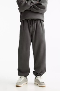 Ensemble de survêtement simple en polaire pour homme, coupe oversize et ample, avec sweat à capuche et pantalon de survêtement à taille élastique et bas ouvert - Product Image 3