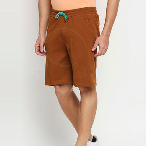 กางเกงขาสั้นผู้ชายผ้าฝ้ายคุณภาพสูงขายดีที่สุด ทนทาน ลายเรียบ แห้งเร็ว ระบายอากาศดี MOQ ต่ำ ปรับแต่งได้ - Product Image 2