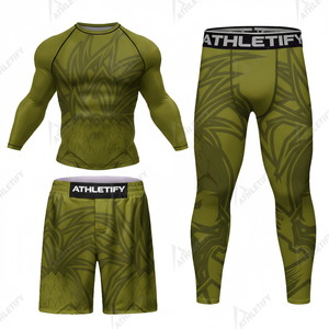 Conjunto Deportivo de Compresión Sublimado Transpirable Personalizado de 3 Piezas: Camiseta de Compresión, Pantalones Cortos y Mallas para Gimnasio, MMA, Fitness, Correr, Secado Rápido - Product Image 4