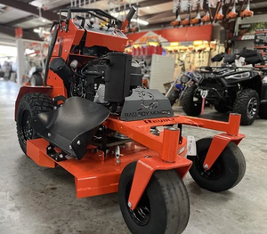 DISEÑADO PARA UN USO DURADERO, CONSTRUCCIÓN RESISTENTE, BAD BOY, REVOLT-SD CON PLATAFORMA DE CORTE DE ACERO REFORZADO - Product Image 1