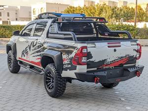 TOYO TA HILUX 2020 FACELIFTED 2025 GR V4 2.7L DOUBLE CABINE 4 PORTES Essence V6 AUTOMATIQUE Transmission - Product Image 5