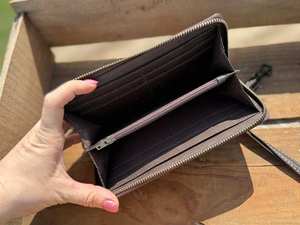 Portefeuille-bracelet pour femme en cuir véritable, style western floral vintage, avec fermeture éclair, protection RFID, 4x7,5 pouces, toutes tailles - Product Image 3