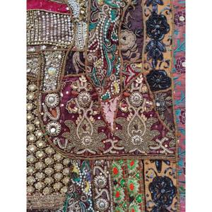 Tapiz Indio de Pared con Diseño de Patchwork Textil Estilo Banjara, Arte con Cuentas, Patchwork Único con Bordado - Product Image 6